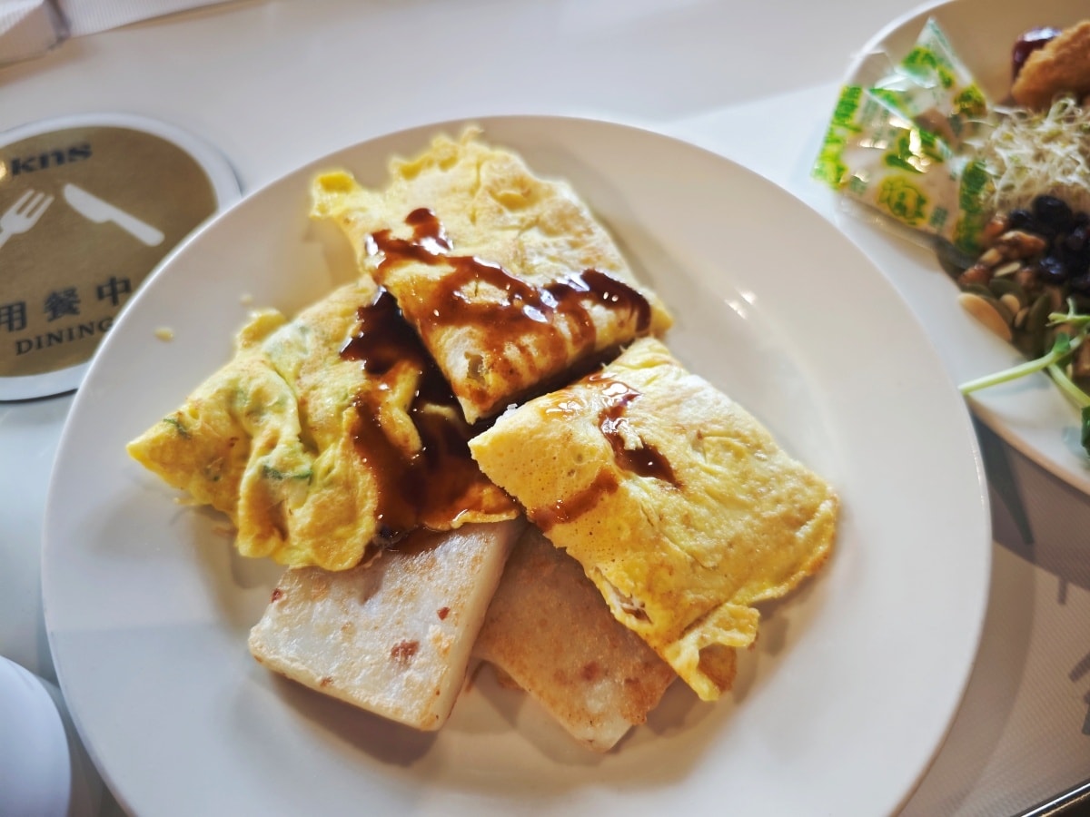 【高雄住宿推薦】康橋商旅三多商圈館:一泊三食吃到飽?超狂宵夜、下午茶、早餐全制霸,小資族與親子的南台灣首選! - 第58張圖 【高雄住宿推薦】康橋商旅三多商圈館:一泊三食吃到飽?超狂宵夜、下午茶、早餐全制霸,小資族與親子的南台灣首選!