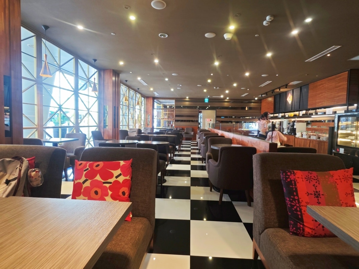 【高雄住宿推薦】康橋商旅三多商圈館:一泊三食吃到飽?超狂宵夜、下午茶、早餐全制霸,小資族與親子的南台灣首選! - 第82張圖 【高雄住宿推薦】康橋商旅三多商圈館:一泊三食吃到飽?超狂宵夜、下午茶、早餐全制霸,小資族與親子的南台灣首選!