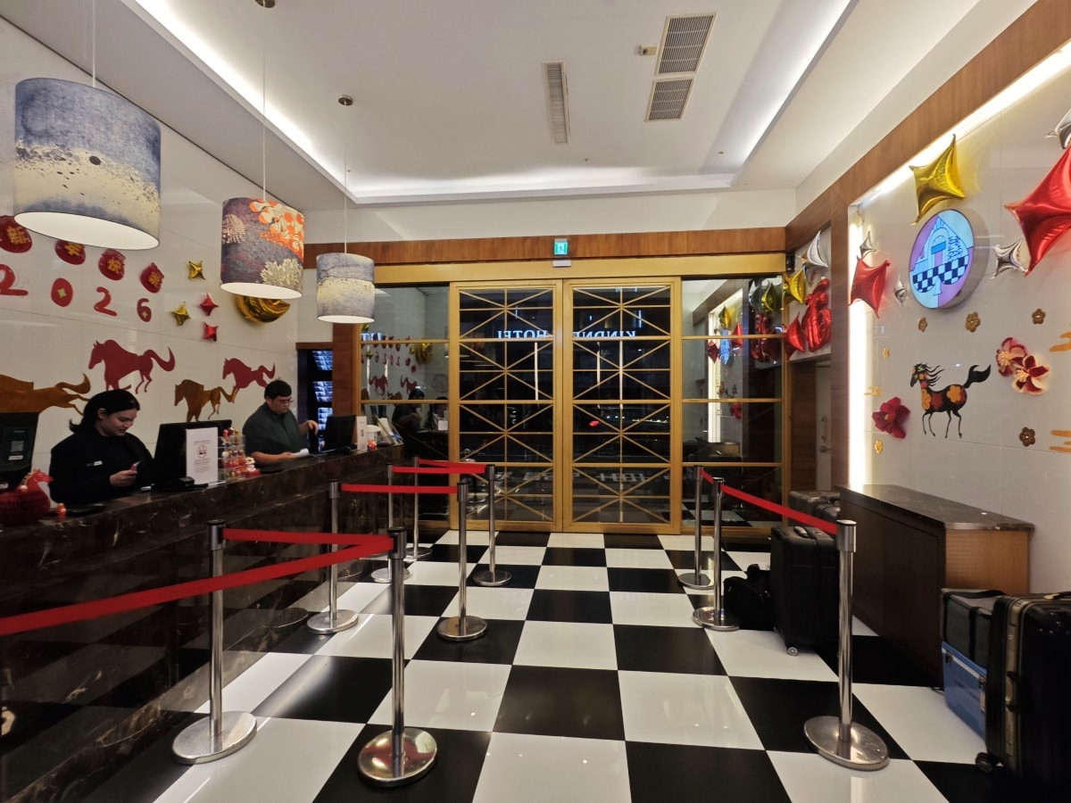 康橋大飯店光榮碼頭-高雄港景飯店首選!康橋光榮碼頭館:開窗即見流行音樂中心,24小時點心吧寵壞你的胃 - 第6張圖 康橋大飯店光榮碼頭-高雄港景飯店首選!康橋光榮碼頭館:開窗即見流行音樂中心,24小時點心吧寵壞你的胃