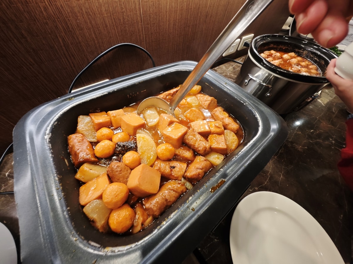 康橋大飯店光榮碼頭-高雄港景飯店首選!康橋光榮碼頭館:開窗即見流行音樂中心,24小時點心吧寵壞你的胃 - 第60張圖 康橋大飯店光榮碼頭-高雄港景飯店首選!康橋光榮碼頭館:開窗即見流行音樂中心,24小時點心吧寵壞你的胃