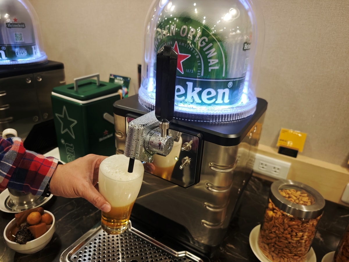 康橋大飯店光榮碼頭-高雄港景飯店首選!康橋光榮碼頭館:開窗即見流行音樂中心,24小時點心吧寵壞你的胃 - 第53張圖 康橋大飯店光榮碼頭-高雄港景飯店首選!康橋光榮碼頭館:開窗即見流行音樂中心,24小時點心吧寵壞你的胃