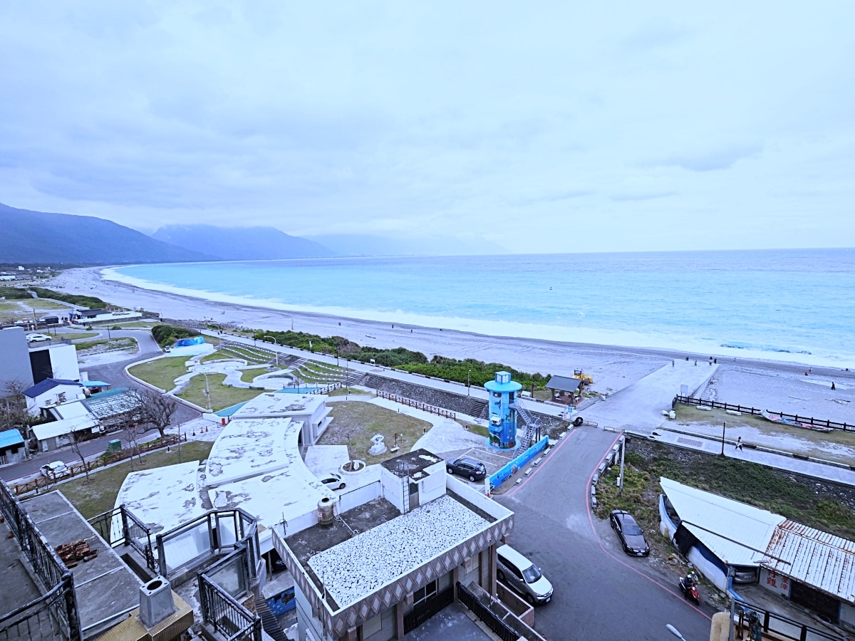 水上明月渡假飯店HotelMoon—海灣邊的家外之家建築與靈魂