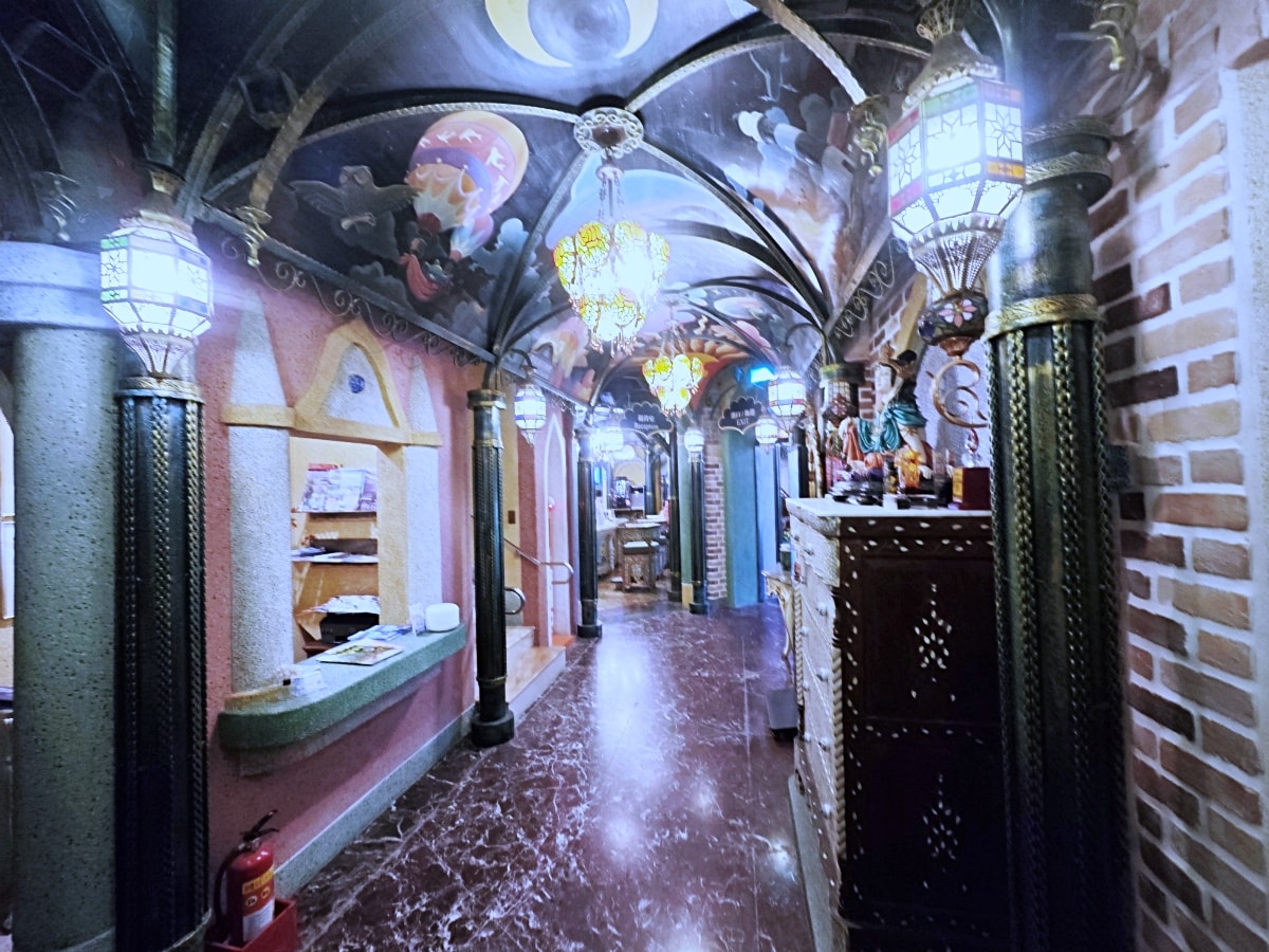 水上明月渡假飯店HotelMoon—海灣邊的家外之家建築與靈魂