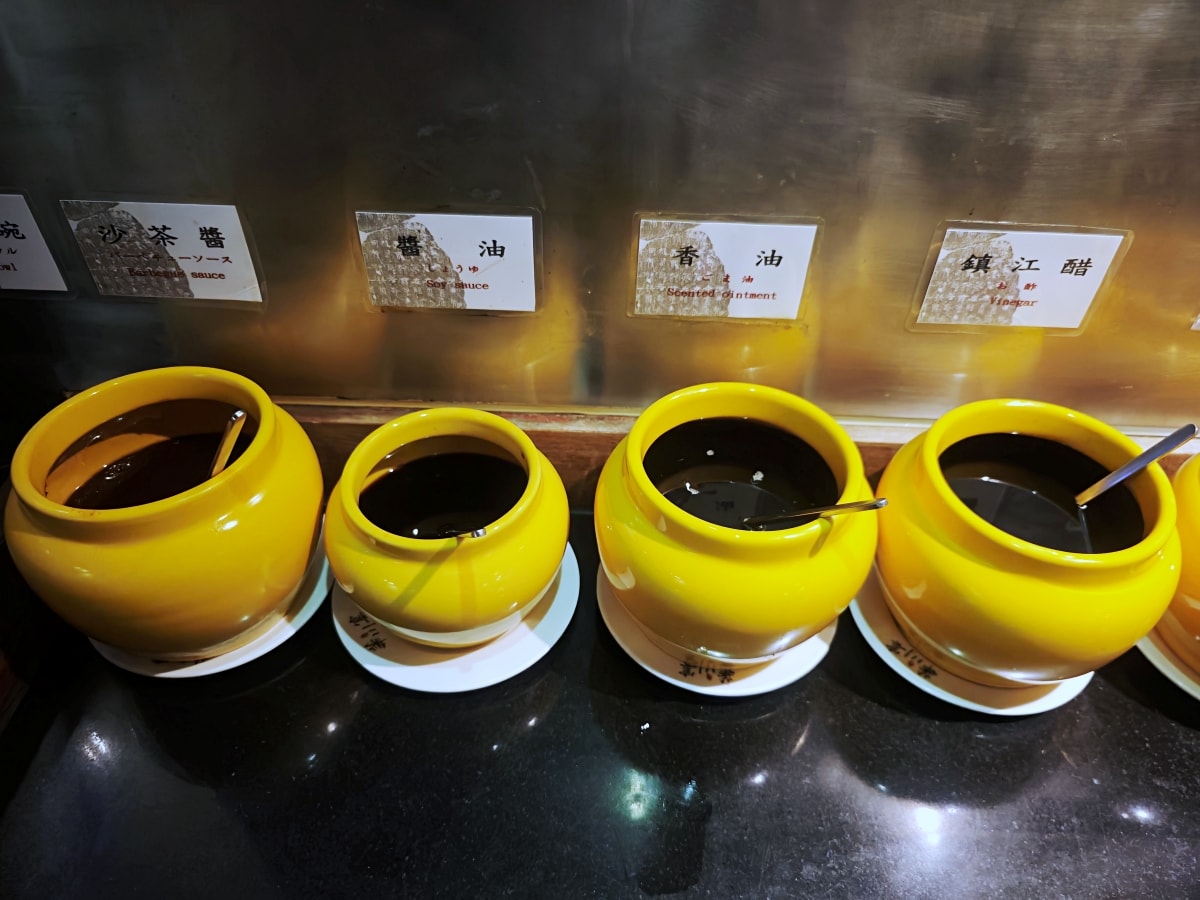 老字號的堅持：華川宴板橋店，一場關於「香氣」與「古韻」的味蕾深度遊