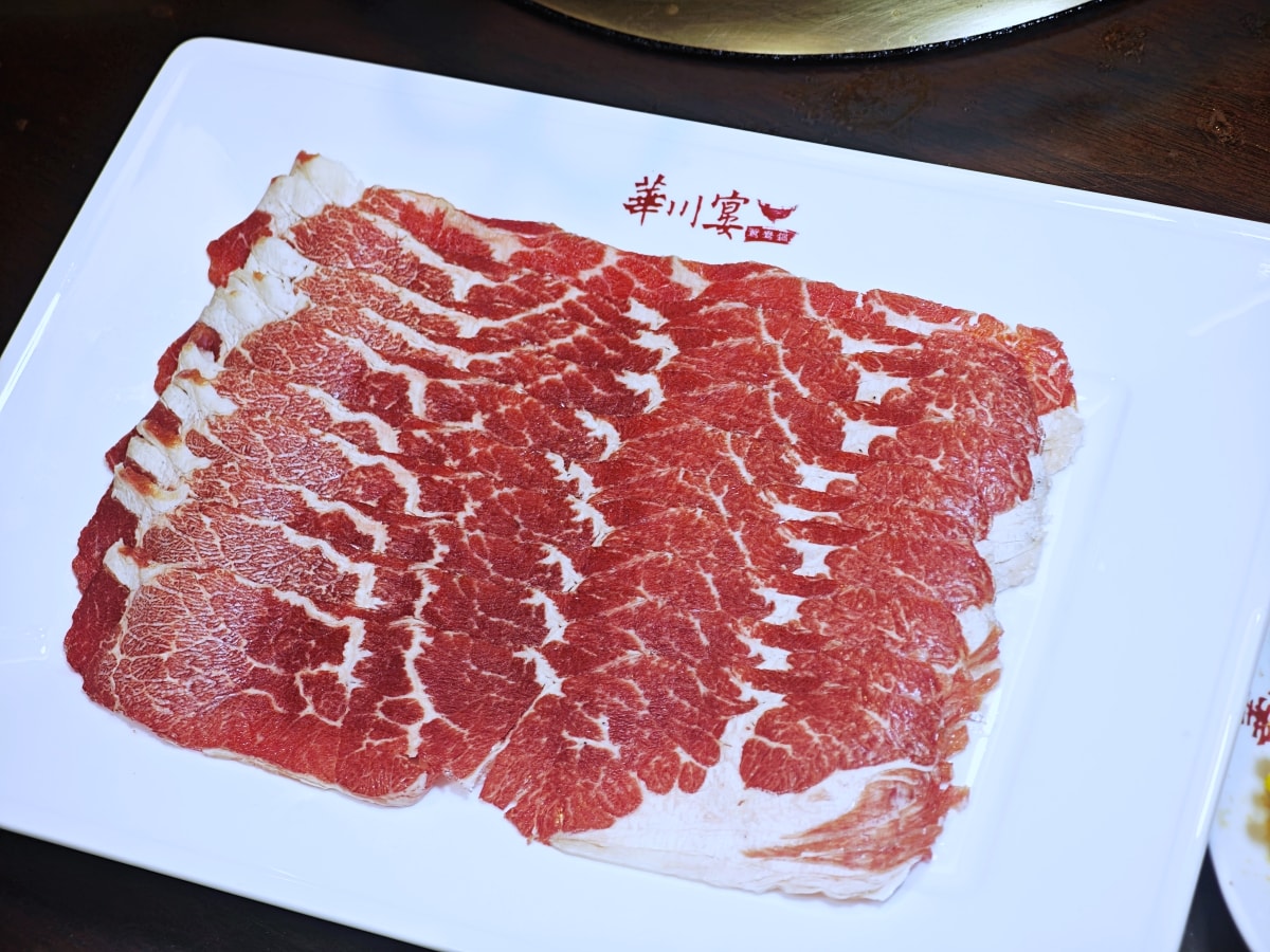 老字號的堅持：華川宴板橋店，一場關於「香氣」與「古韻」的味蕾深度遊