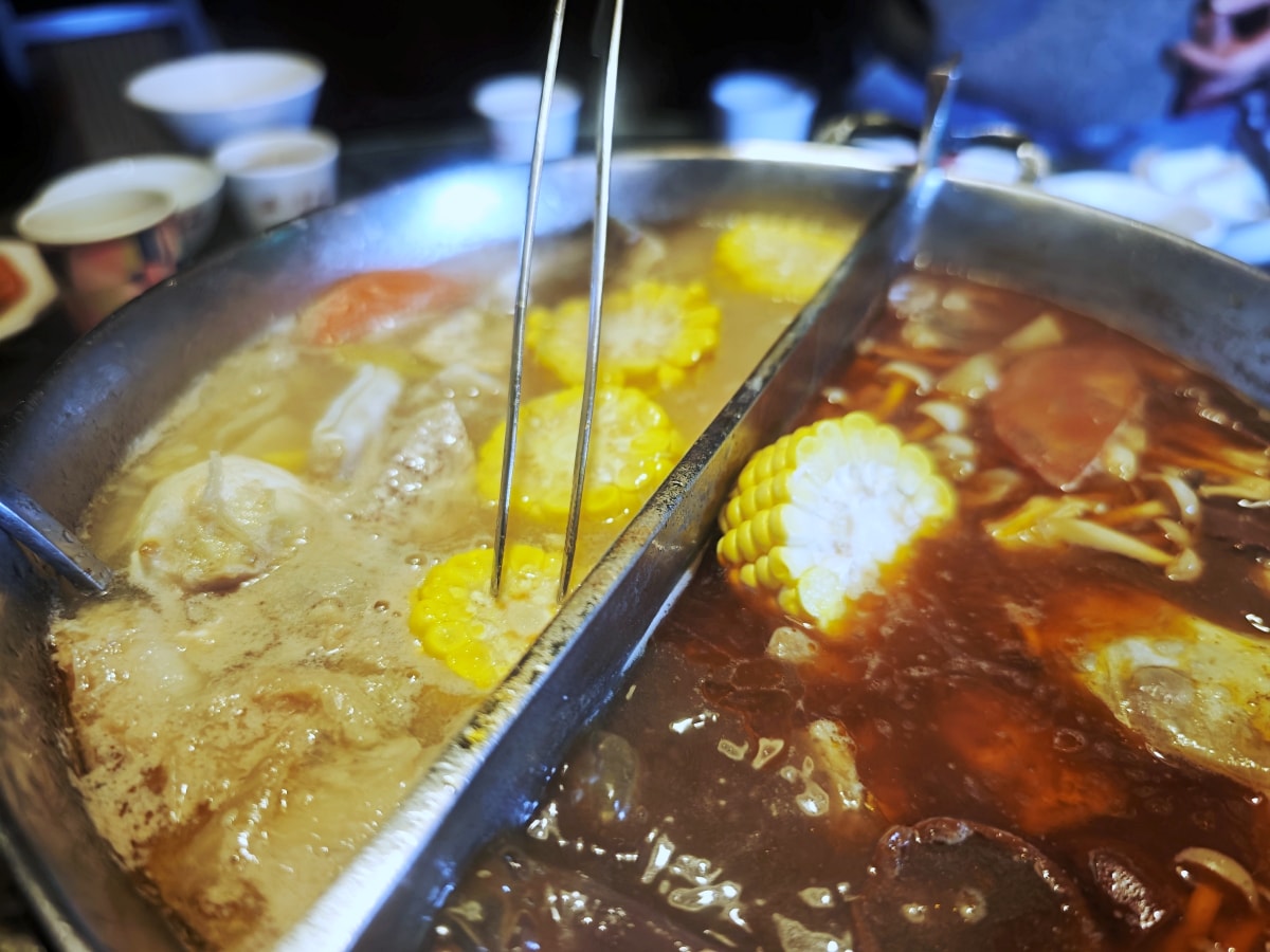 老字號的堅持：華川宴板橋店，一場關於「香氣」與「古韻」的味蕾深度遊