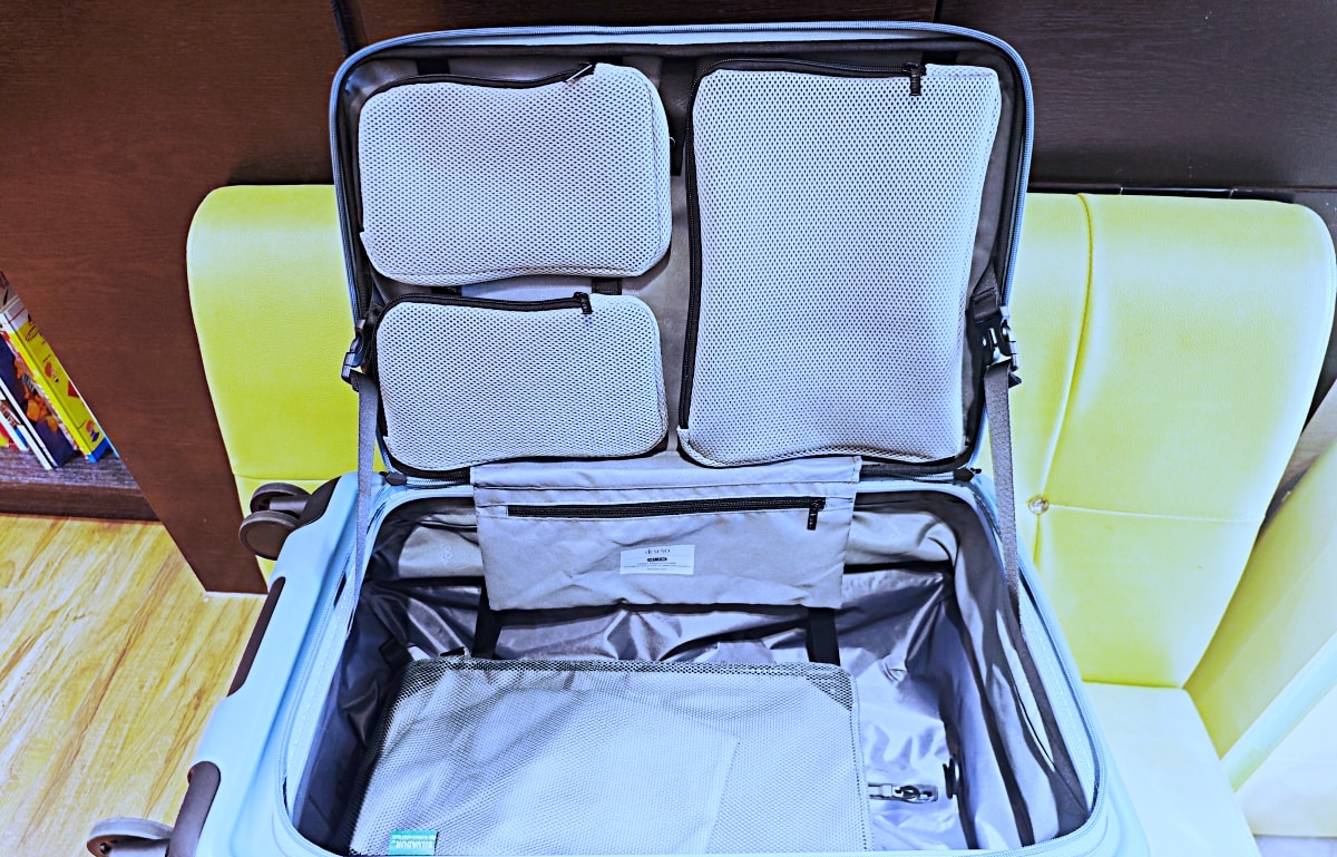 出國神隊友!開箱 Deseno 笛森諾特洛伊 PRO 26 吋青鳥藍與 29.5 吋奶茶色 - 第3張圖 出國神隊友!開箱 Deseno 笛森諾特洛伊 PRO 26 吋青鳥藍與 29.5 吋奶茶色