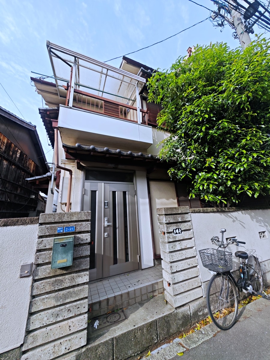 🎐 大阪漫遊｜多明哥之家：在昭和木屋裡，寫下暖心時光