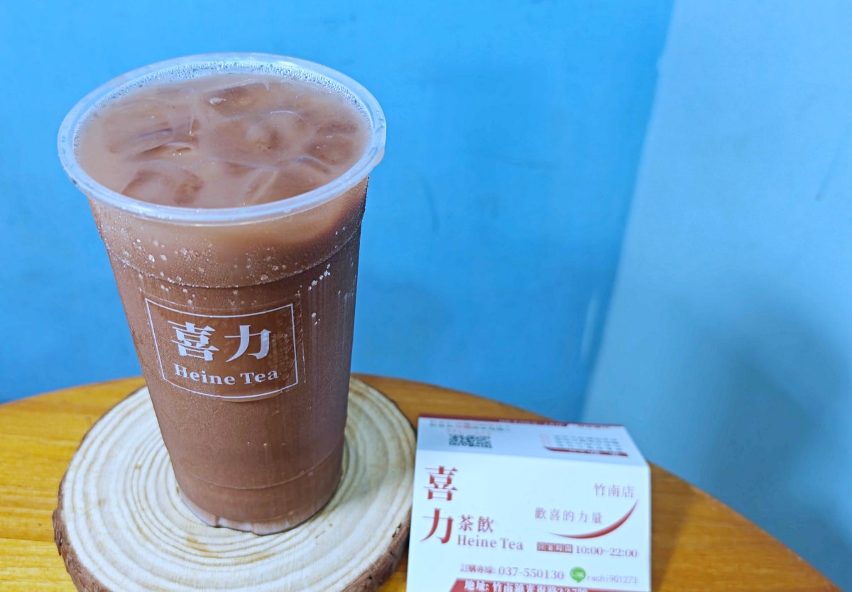 [苗栗竹南美食推薦]喜力茶飲-在地人必喝手搖飲，濃郁大甲芋頭牛奶與爆量配料「還想再一杯」！
