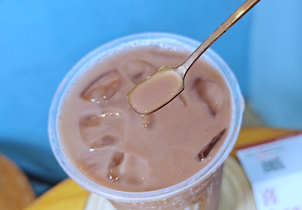 [苗栗竹南美食推薦]喜力茶飲-在地人必喝手搖飲，濃郁大甲芋頭牛奶與爆量配料「還想再一杯」！