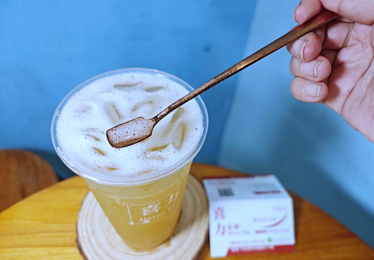 [苗栗竹南美食推薦]喜力茶飲-在地人必喝手搖飲，濃郁大甲芋頭牛奶與爆量配料「還想再一杯」！