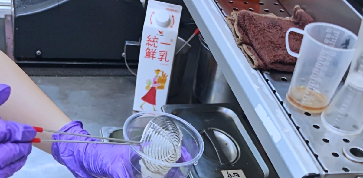 [苗栗竹南美食推薦]喜力茶飲-在地人必喝手搖飲，濃郁大甲芋頭牛奶與爆量配料「還想再一杯」！