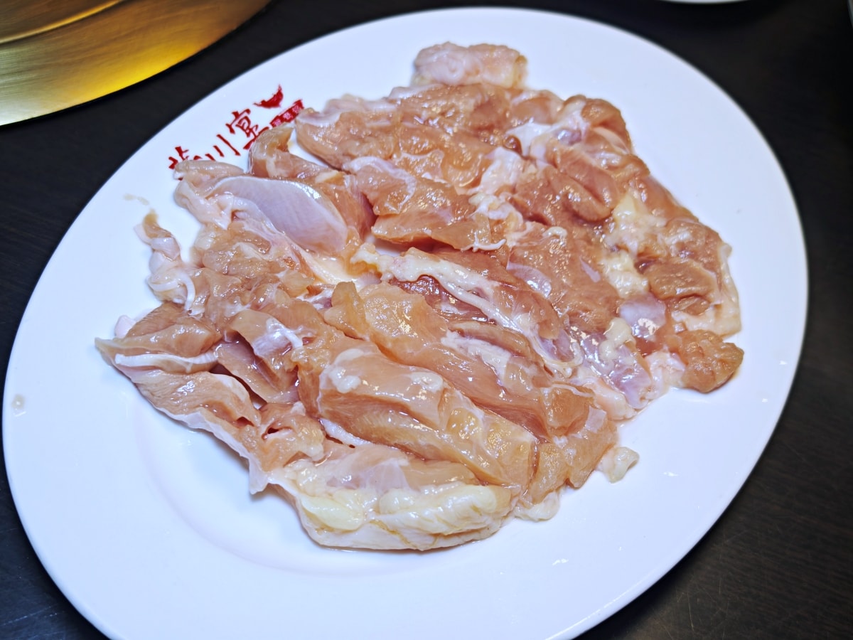 跨越時光的朱紅盛宴：平鎮「華川宴」——鼎中之美的老派浪漫