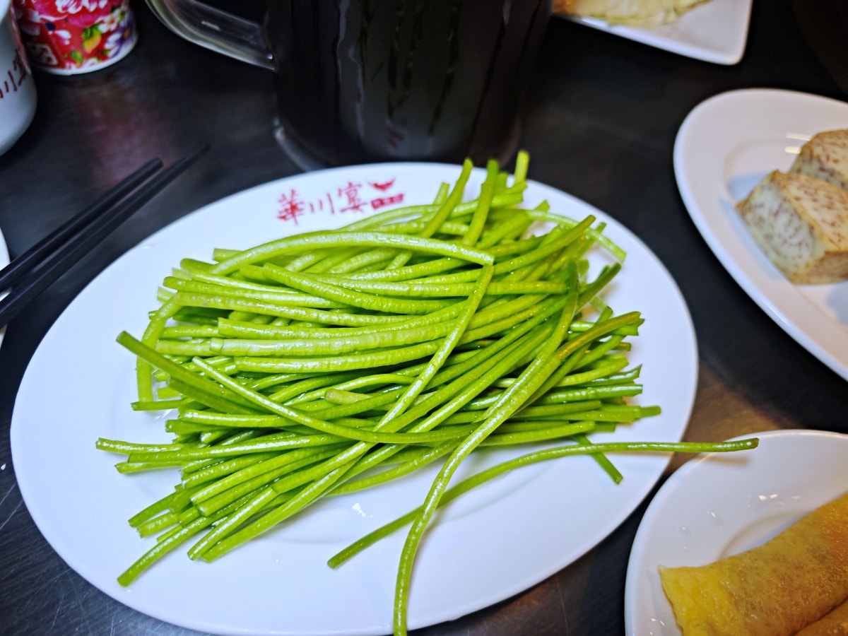 跨越時光的朱紅盛宴：平鎮「華川宴」——鼎中之美的老派浪漫