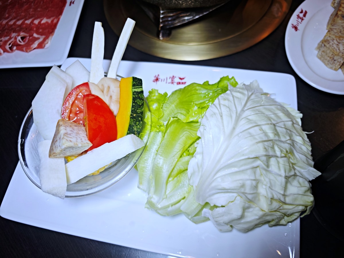 跨越時光的朱紅盛宴：平鎮「華川宴」——鼎中之美的老派浪漫