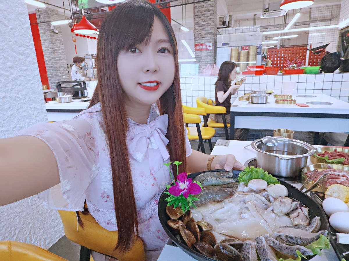 礁溪火鍋推薦｜動涮溫體涮涮鍋！每日新鮮直送溫體肉、現熬真材實料湯頭，海鮮肉品與自助吧一次滿足