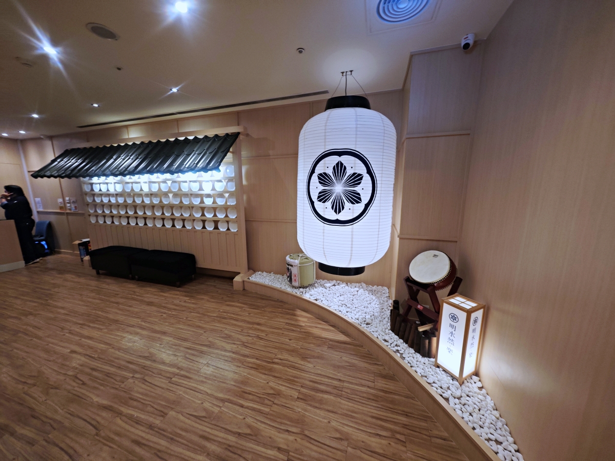 明水然樂板橋店｜2026全新樂御宴開箱 活龍蝦、日本海膽、南非活鮑魚、A5和牛一次滿足！高CP值無菜單鐵板燒推薦