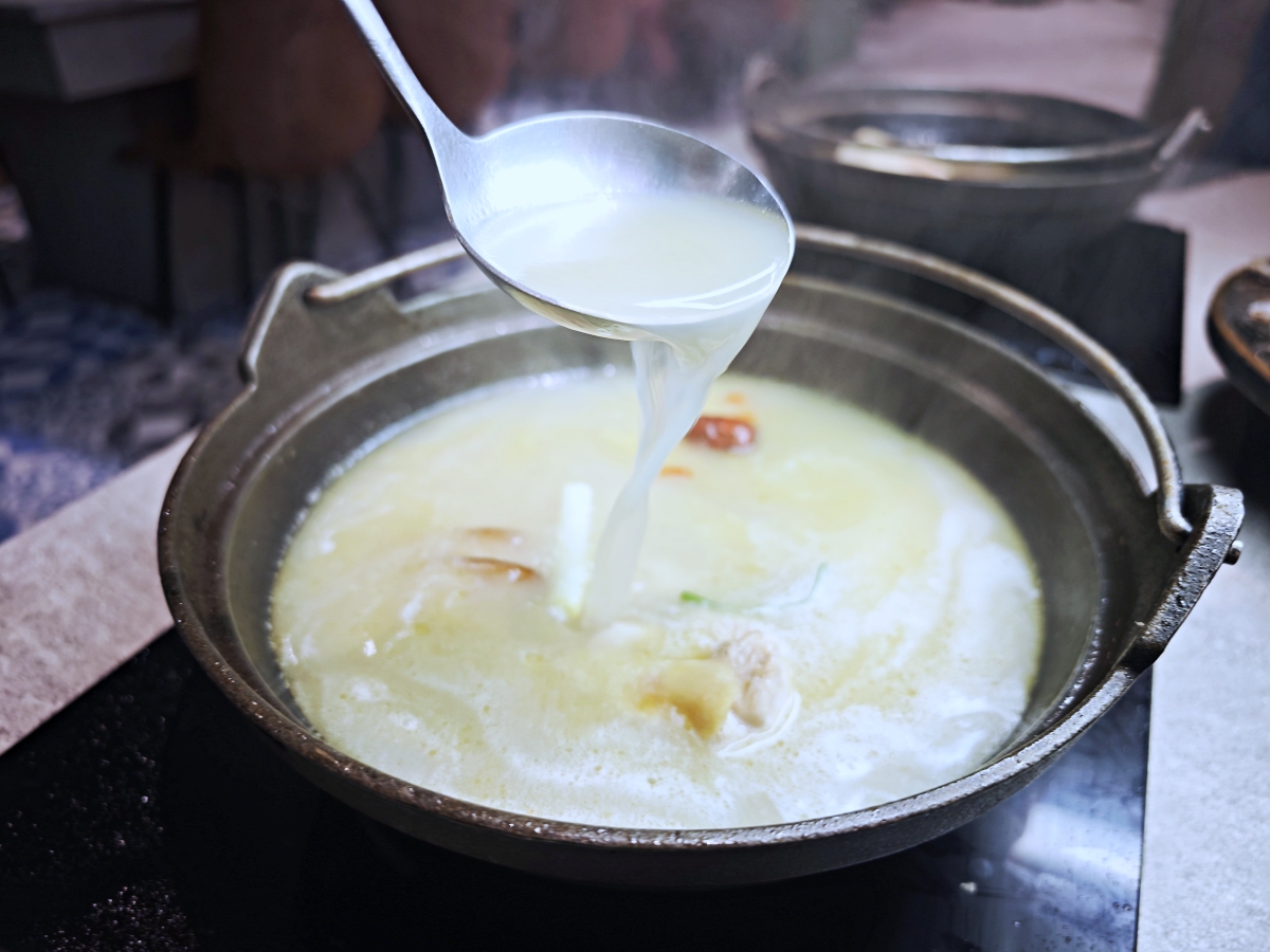 🔥台北美食推薦-新台式火鍋霸主！ 狂一鍋：爆炒香氣、極致CP值，聚餐首選~
