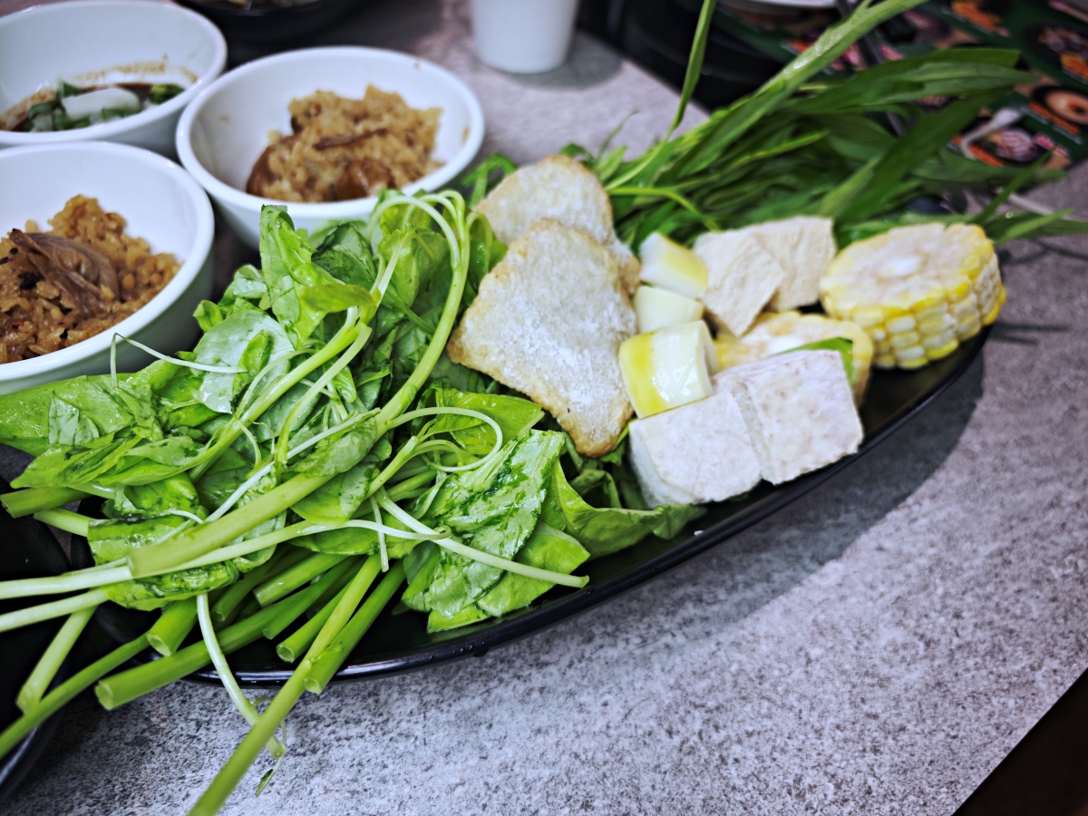 🔥台北美食推薦-新台式火鍋霸主！ 狂一鍋：爆炒香氣、極致CP值，聚餐首選~