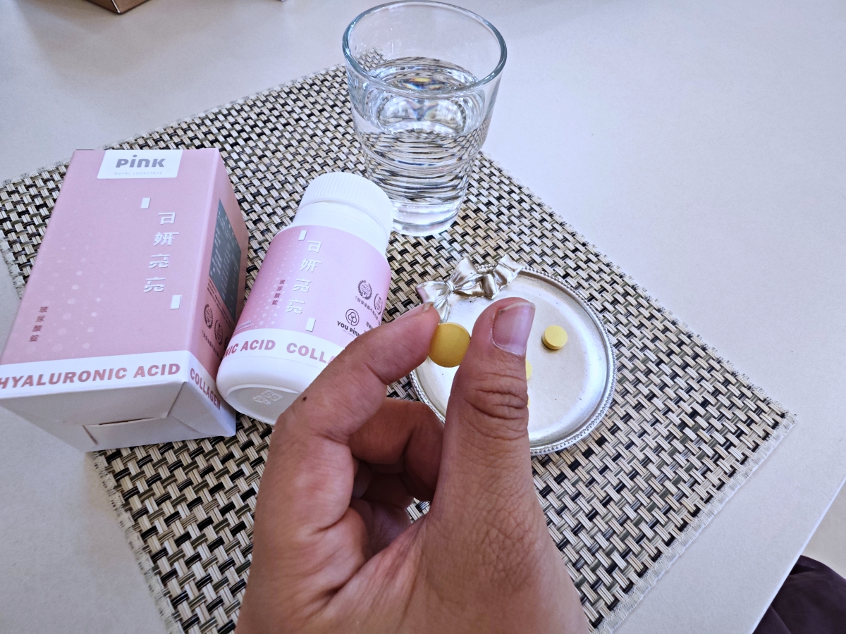 給自己的一份「發光」儀式:關於那些被時光偷走的澎潤與神采 - 第7張圖 給自己的一份「發光」儀式:關於那些被時光偷走的澎潤與神采