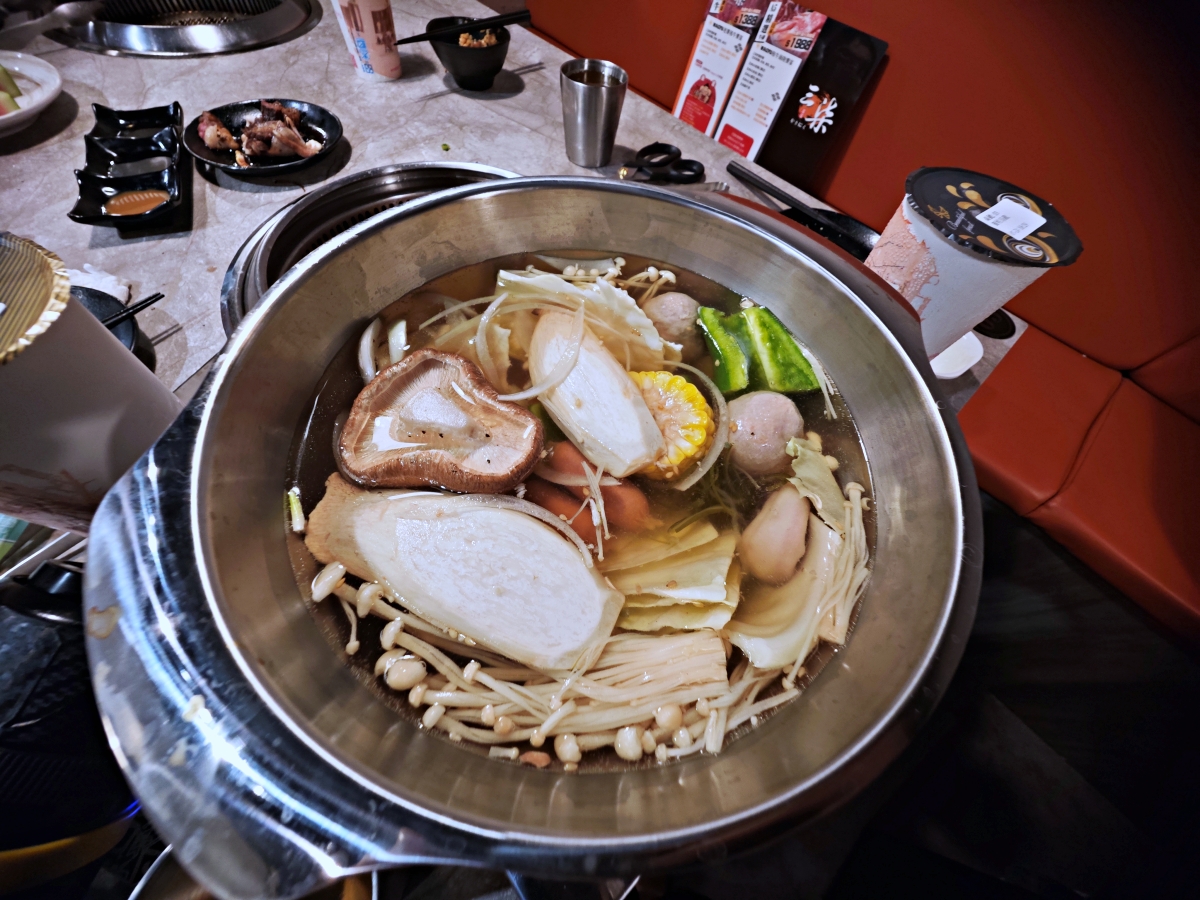 [三柒燒肉專門店桃園中華店] 桃園火車站燒肉吃到飽推薦！A5和牛與頂級海鮮一次滿足，聚餐新選擇