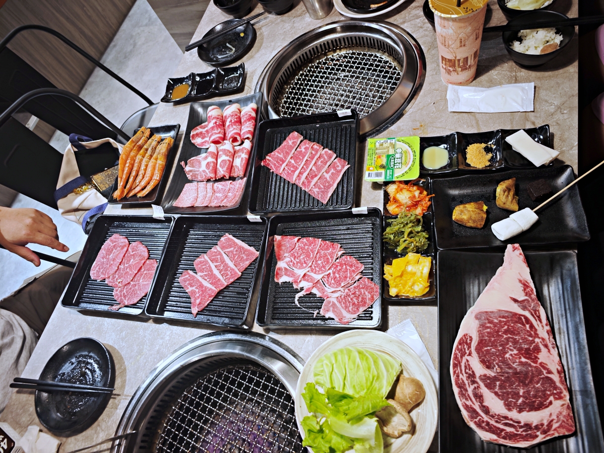 [三柒燒肉專門店桃園中華店] 桃園火車站燒肉吃到飽推薦！A5和牛與頂級海鮮一次滿足，聚餐新選擇