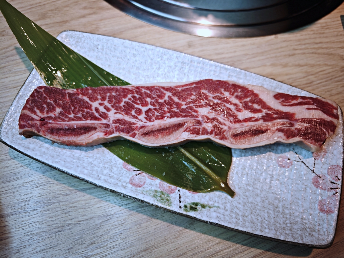 隱藏在板新捷運站附近的極致美味:小秘苑燒肉餐酒 - 第19張圖 隱藏在板新捷運站附近的極致美味:小秘苑燒肉餐酒