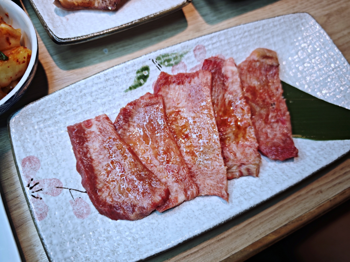 隱藏在板新捷運站附近的極致美味:小秘苑燒肉餐酒 - 第23張圖 隱藏在板新捷運站附近的極致美味:小秘苑燒肉餐酒