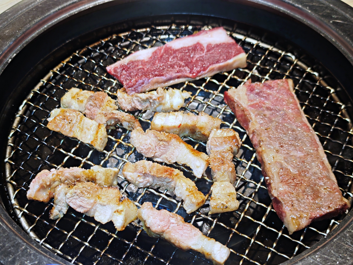 隱藏在板新捷運站附近的極致美味:小秘苑燒肉餐酒 - 第17張圖 隱藏在板新捷運站附近的極致美味:小秘苑燒肉餐酒
